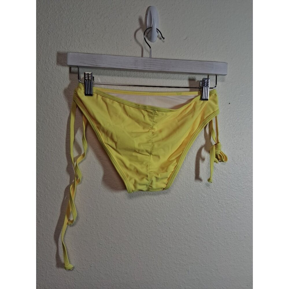 NWOT Yellow Bikini 2 Piece Swimsuit Beach Summer Pool Vacation Womens Size Small - Picture 5 of 8